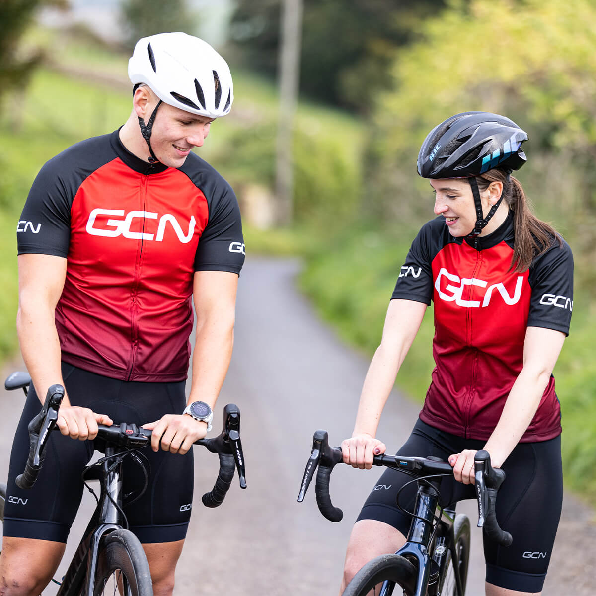 gcn fahrradbekleidung GCN Core Women's Red Short Sleeve Jersey | Beginner's Cycling Kit